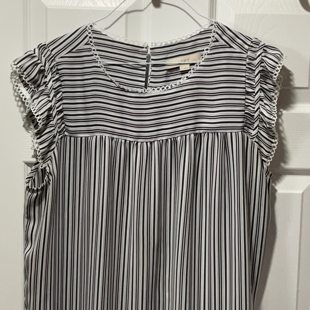 Loft black & white small stripe design with ruffle shoulders cap sleeves blouse